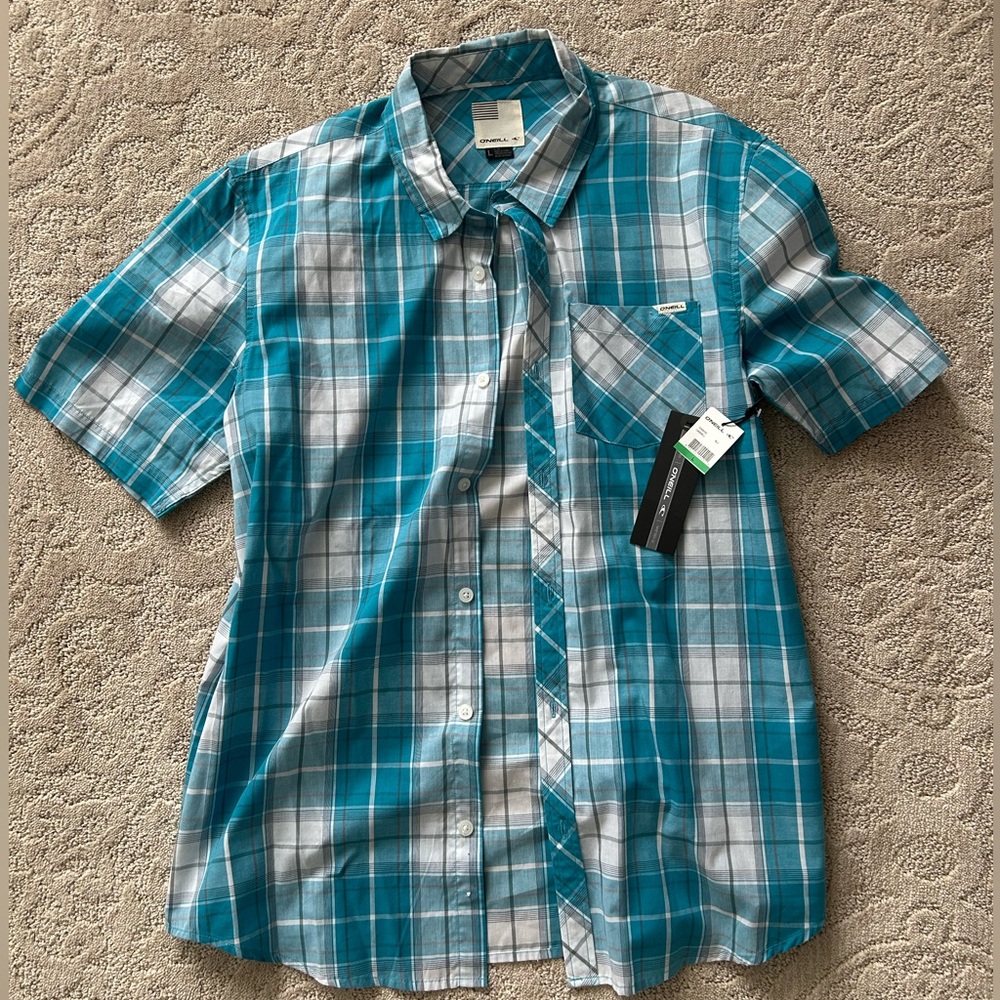 O’NEILL Button Down Large Collared Short.